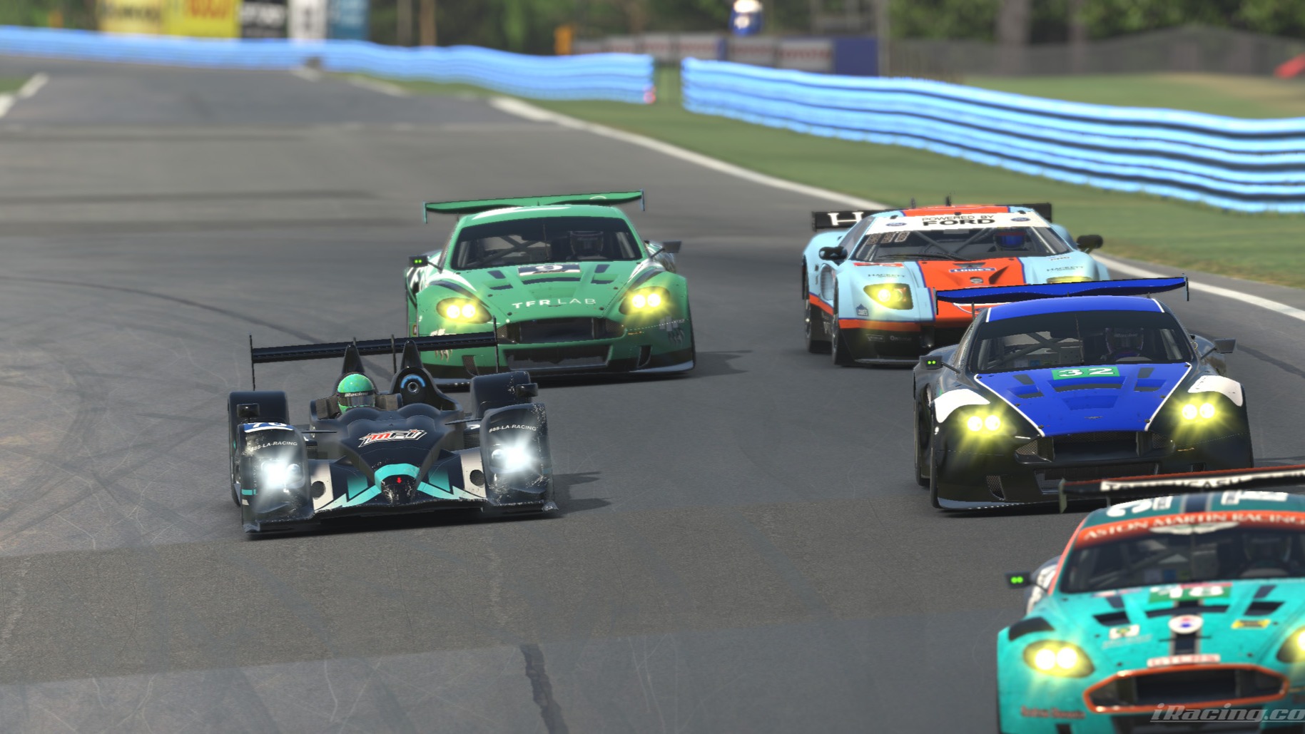 iRacing